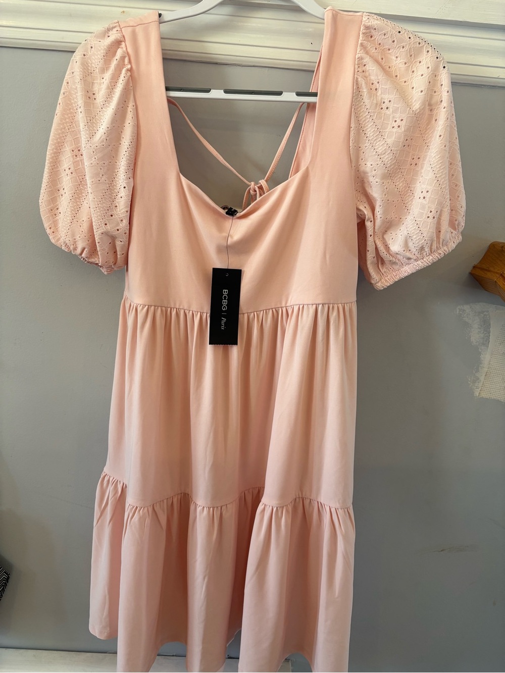 BCBG Paris Blush Pink Puff-Sleeve Tiered Dress